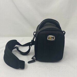 CASE LOGIC - Camera Bag w/Shoulder Strap